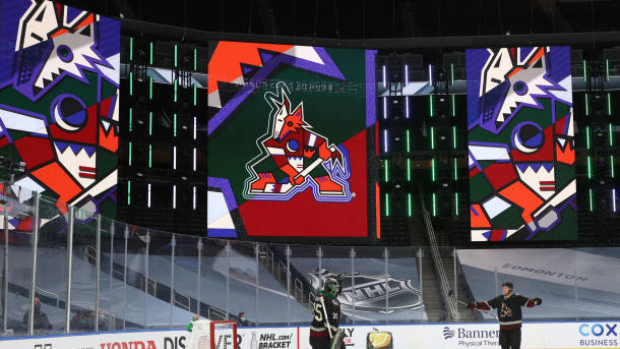Coyotes send Wedgewood to Stars for 4th-round pick
