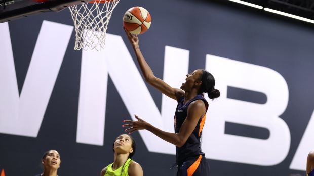 DeWanna Bonner, Stephen Gosling/NBAE via Getty Images DeWanna Bonner
