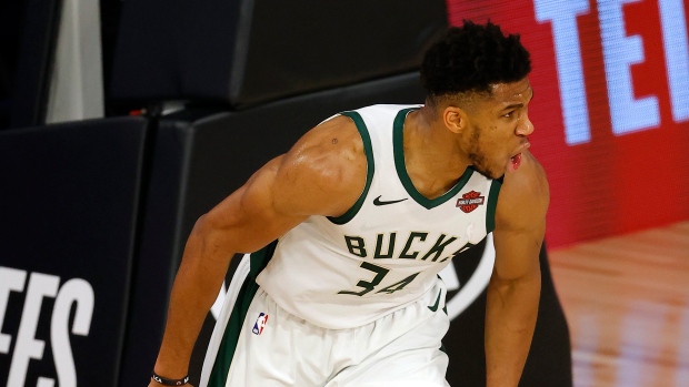 Giannis Antetokounmpo leads efficient Milwaukee Bucks to rout of ...