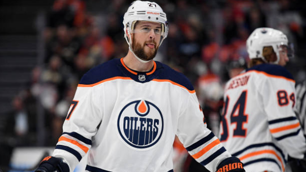 Edmonton Oilers D Mike Green retires 