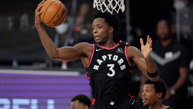 2022-23 Hoops Base #36 OG Anunoby - Toronto Raptors