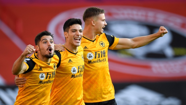 Raul Jimenez, Wolves celebrate, The Canadian Press Raul Jimenez, Wolves celebrate