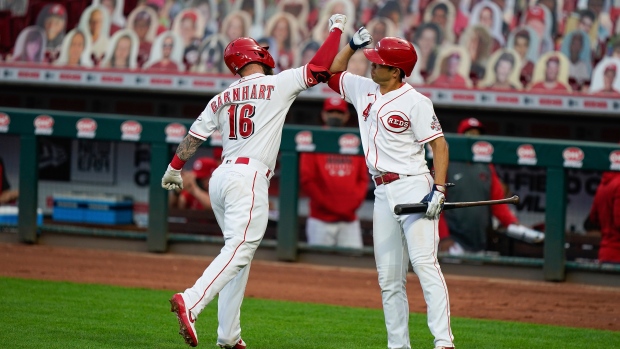 Tucker Barnhart, Shogo Akiyama