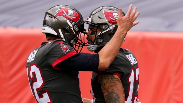 Tom Brady Mike Evans, The Canadian Press Tom Brady Mike Evans