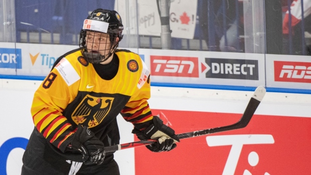 Ottawa Senators prospect Tim Stuetzle on Germany's World Juniors preliminary roster - TSN.ca