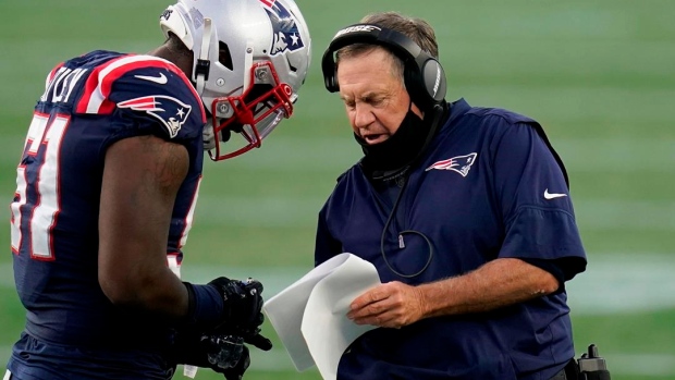 On Football: Brady flourishing, Belichick floundering Article Image 0, The Canadian Press On Football: Brady flourishing, Belichick floundering Article Image 0