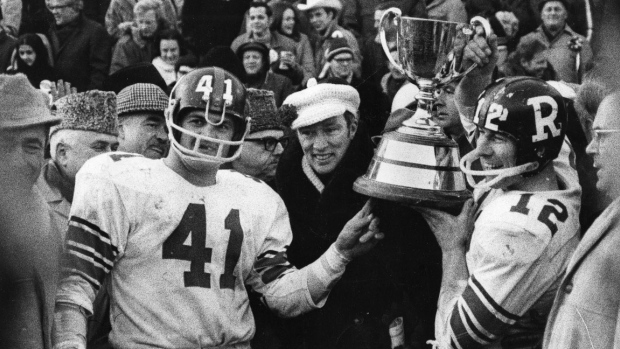 Russ Jackson, Ottawa Rough Riders Grey Cup, Getty Images Russ Jackson, Ottawa Rough Riders Grey Cup