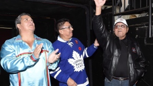 Sasakamoose, Indigenous NHLer, dies at 86