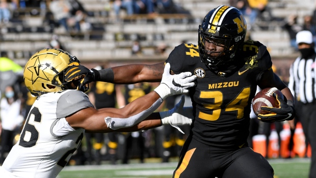 Missouri running back Larry Rountree III and Vanderbilt linebacker Anfernee Orji , The Canadian Press Missouri running back Larry Rountree III and Vanderbilt linebacker Anfernee Orji