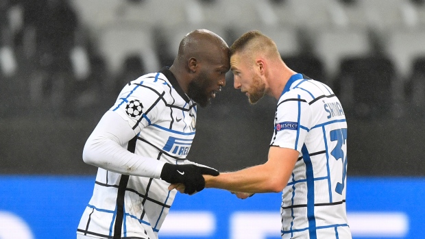 Inter Milan's Romelu Lukaku and Milan Skriniar , The Canadian Press Inter Milan's Romelu Lukaku and Milan Skriniar