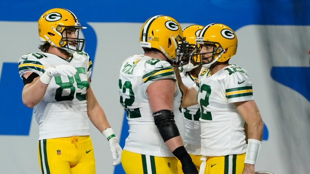 Green Bay celebrates, The Canadian Press Green Bay celebrates