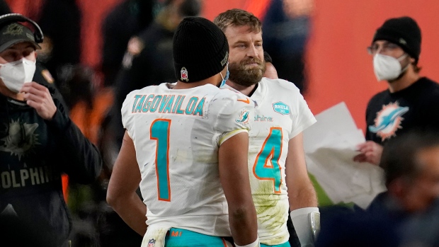 Ryan fitzpatrick hot sale miami dolphins jersey