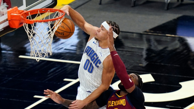 Aaron Gordon hits another game-winning 3 to beat Memphis, as the