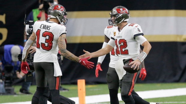 Tom Brady Mike Evans , The Canadian Press Tom Brady Mike Evans