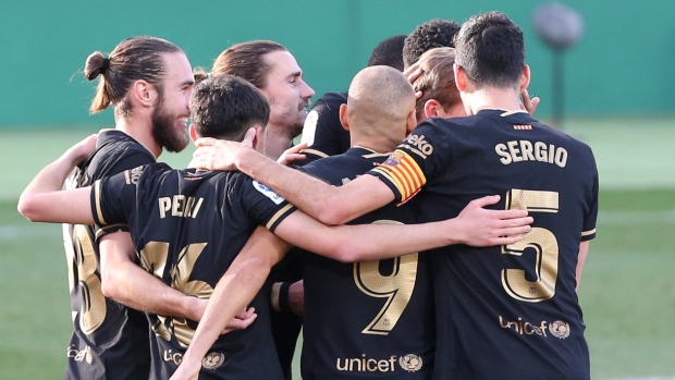 Barcelona players celebrate Frenkie de Jong goal, The Canadian Press Barcelona players celebrate Frenkie de Jong goal