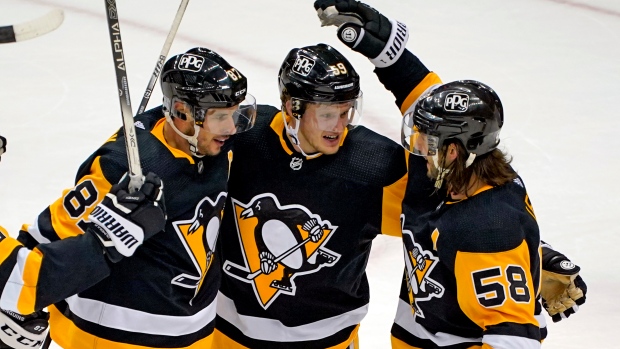 Jake Guentzel Sidney Crosby Kris Letang, The Canadian Press Jake Guentzel Sidney Crosby Kris Letang