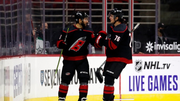Carolina Hurricanes Overcome Loss Of Goalie Petr Mrazek Top Dallas Stars Tsn Ca