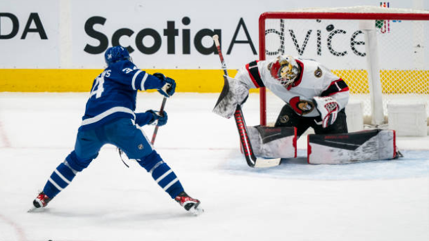 Auston Matthews scores on Marcus Hogberg