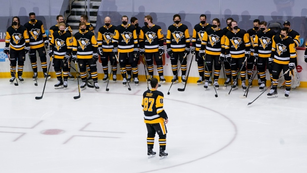 Sidney Crosby loves Penguins' new third jerseys, but hated those