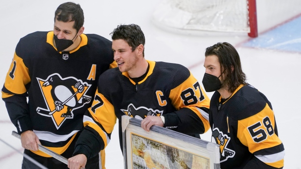 Evgeni Malkin, Sidney Crosby, Kris Letang, The Canadian Press Evgeni Malkin, Sidney Crosby, Kris Letang