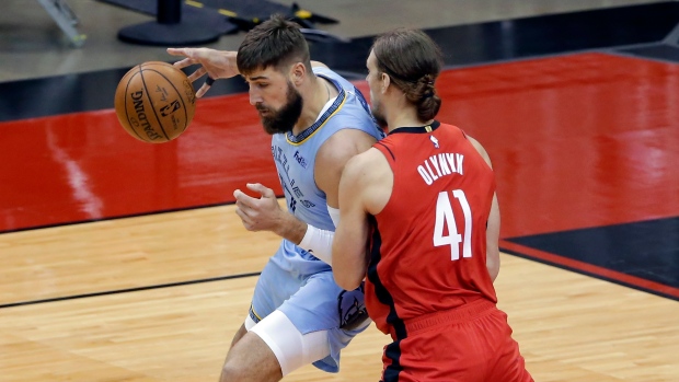 Memphis Grizzlies center Jonas Valanciunas, The Canadian Press Memphis Grizzlies center Jonas Valanciunas