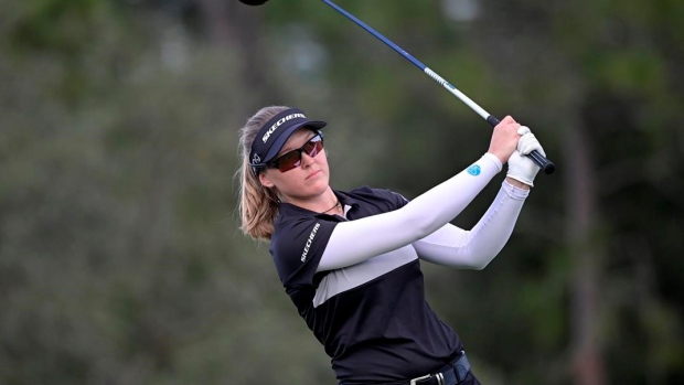 Photos brooke henderson Brooke Henderson Photos brooke henderson Brooke Wins