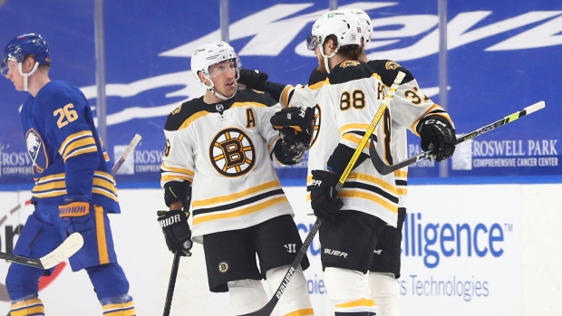 David Pastrnak Puts On A Show As Boston Bruins Beat Buffalo Sabres Tsn Ca