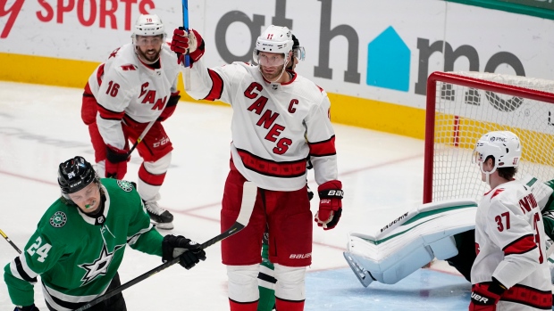 Jordan Staal, Roope hintz, The Canadian Press Jordan Staal, Roope hintz