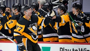 Penguins sign Carter to two-year extension