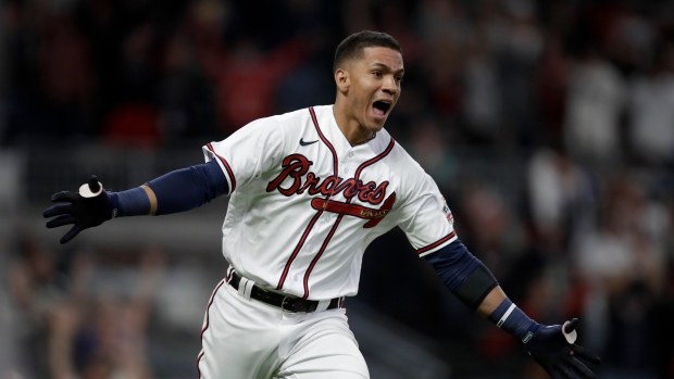 Adrianza, Braves rally for win over Phillies in 12th - TSN.ca