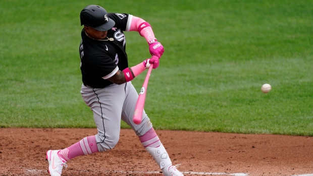 Chicago White Sox rookie Yermin Mercedes leaving baseball 