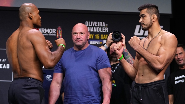 Jacare Souza Andre Muniz, Josh Hedges/Zuffa LLC Jacare Souza Andre Muniz