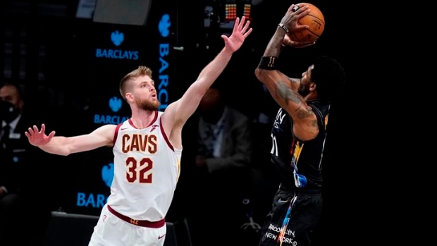 Dean Wade Kyrie Irving, The Canadian Press Dean Wade Kyrie Irving