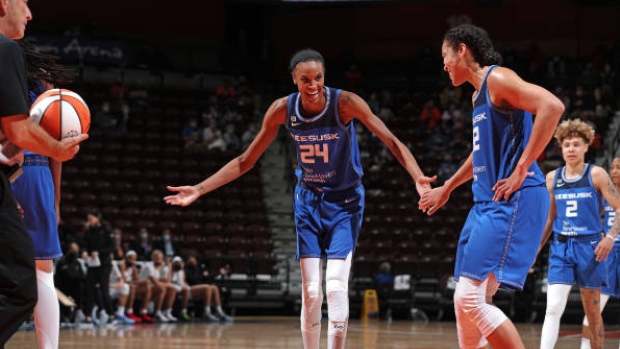 DeWanna Bonner, Chris Marion/NBAE via Getty Images DeWanna Bonner