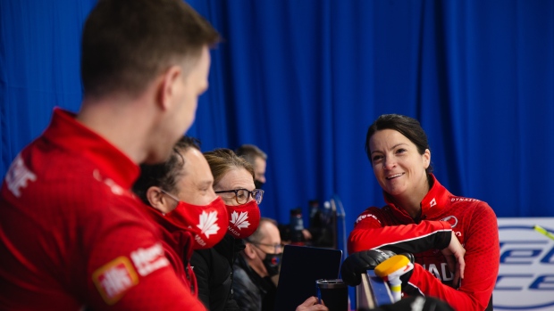 Brad Gushue and Kerri Einarson , © WCF / Celine Stucki Brad Gushue and Kerri Einarson