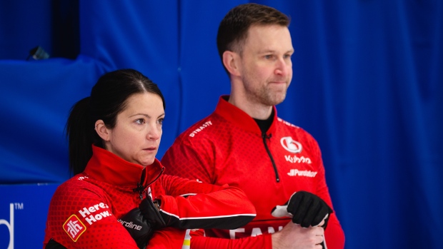 Kerri Einarson and Brad Gushue, © WCF / Celine Stucki Kerri Einarson and Brad Gushue