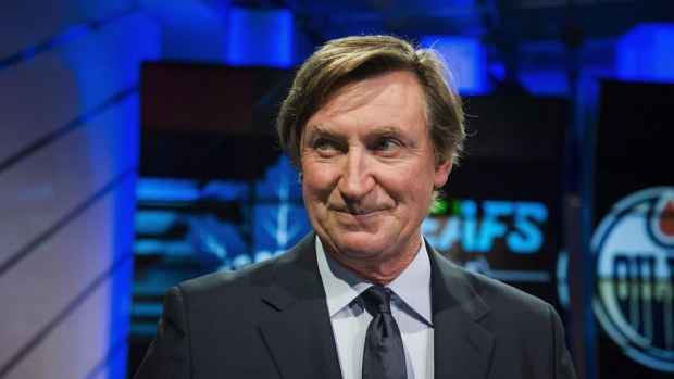 Wayne Gretzky's Toronto - No problems, just a 99 burger 🍔⁣ ⁣ You