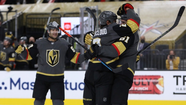The Vegas Golden Knights unveiled their GOLD third jersey that SHIMMERS!! -  Article - Bardown