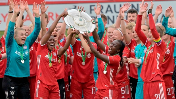Bayern Munich wins women's Bundesliga, ends Wolfburg's reign Article Image 0