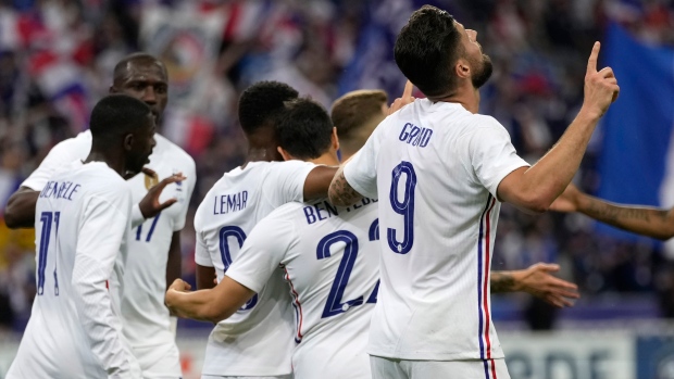 Olivier Giroud and France Celebrate 