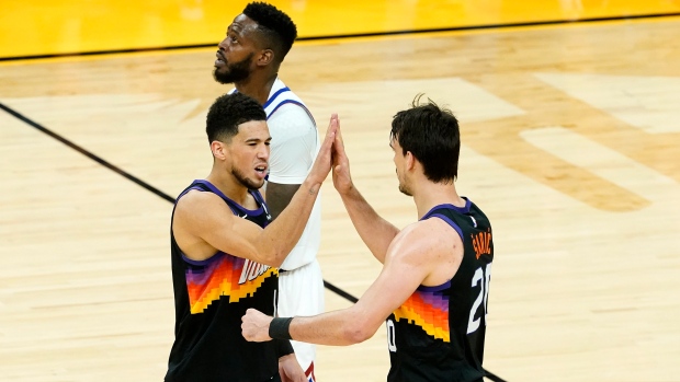 Devin Booker, Dario Saric