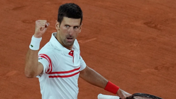 Novak Djokovic pokonuje 13-krotnego mistrza Rafaela Nadala w półfinale French Open