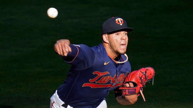 jose berrios jersey night