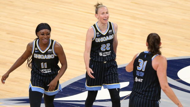 Chicago Sky celebrate, The Canadian Press Chicago Sky celebrate