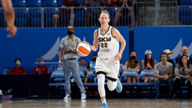 Courtney Vandersloot, Kena Krutsinger/NBAE via Getty Images Courtney Vandersloot