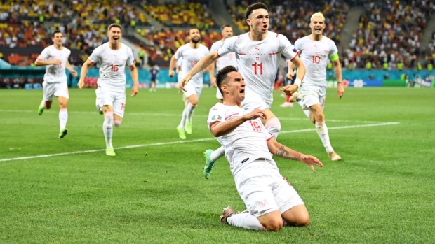 Mario Gavranovic, Switzerland celebrate, The Canadian Press Mario Gavranovic, Switzerland celebrate