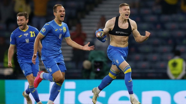 Artem Dovbyk celebrates, Getty Images Artem Dovbyk celebrates