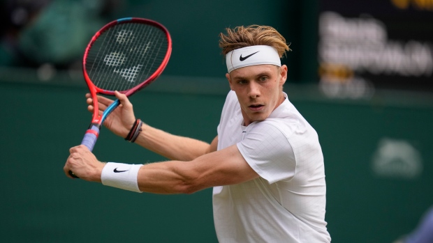 Denis Shapovalov Beats Andy Murray Advances Fourth Round Wimbledon Tsn Ca