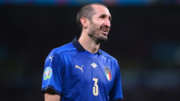 4. Giorgio Chiellini Thủ Lĩnh Thép Ở Hàng Thủ - Ngôi Sao Bóng Đá Ý Với Sức Mạnh Vượt Thời Gian