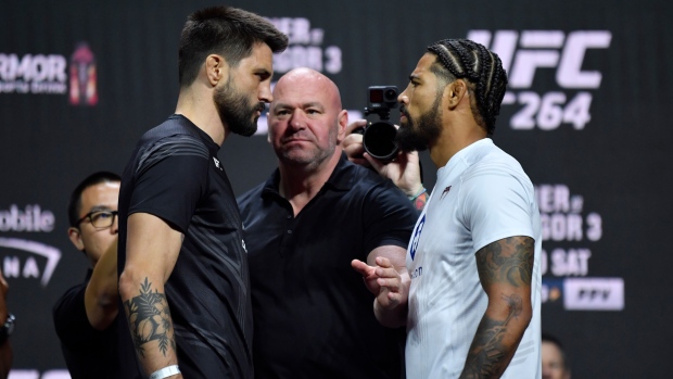 Carlos Condit Max Griffin, Jeff Bottari/Zuffa LLC Carlos Condit Max Griffin